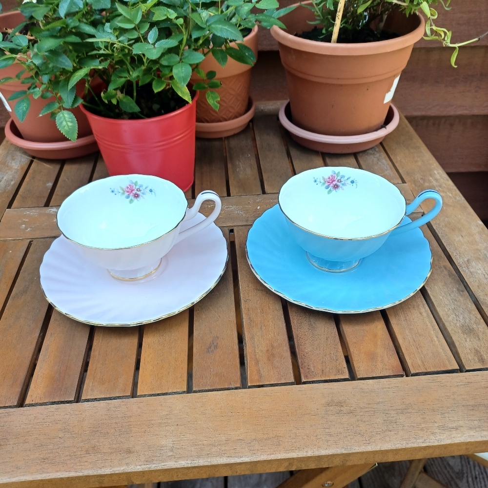 Elegant Floral Teacup and Saucer Set - Blue and White